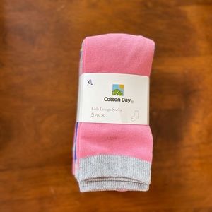 NWT Girl’s 5 Pack COTTON DAY Socks